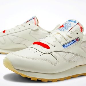NIB REEBOK Classic Leather DV7356 Chalk White It's A Man's World Sneakers sz 10